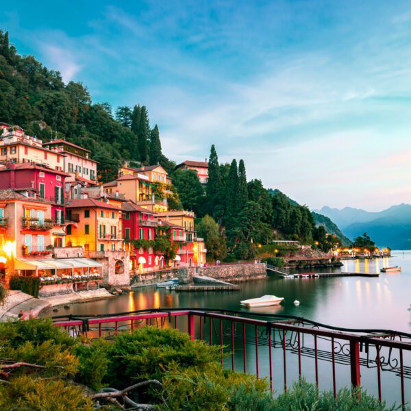 Varenna Old Town-Sunset-View-Lake-Italy trip